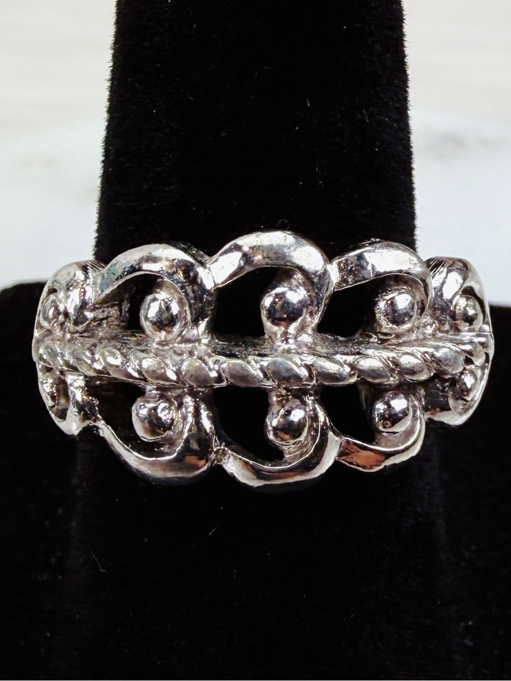 Vintage Silver Tone Openwork Scroll Ring Size 6¼